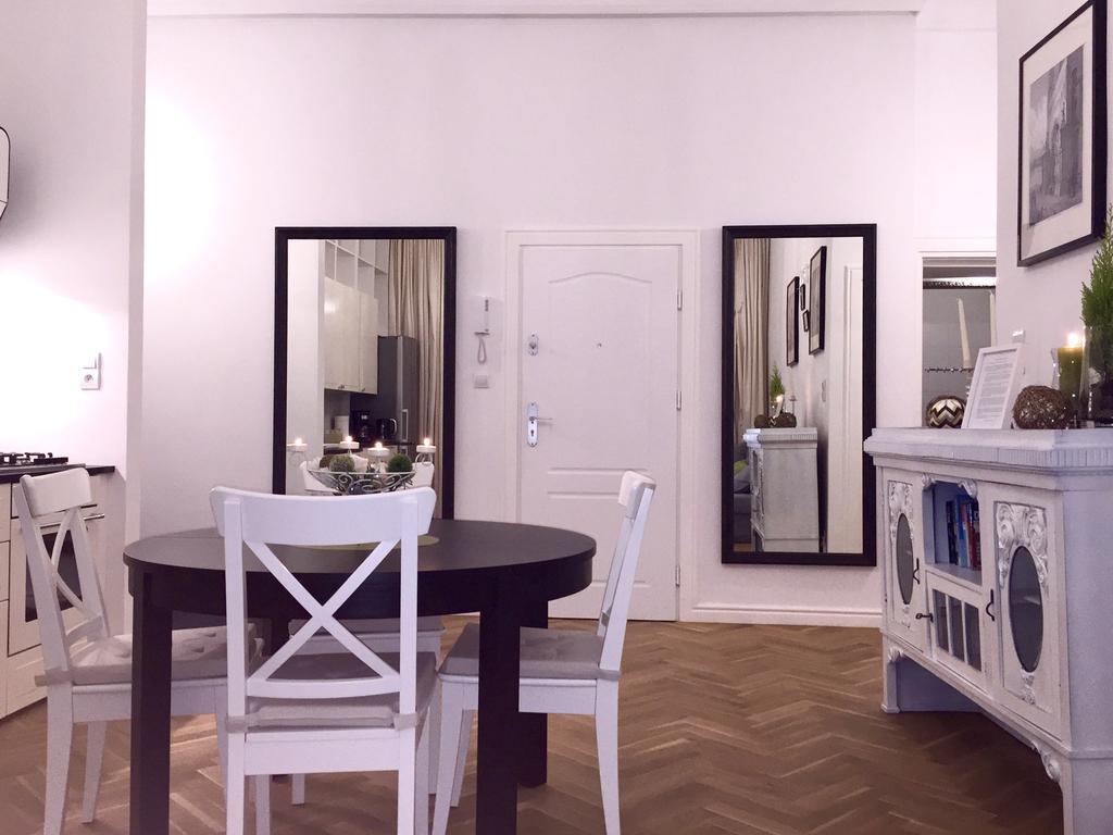 Exclusive Old Town Apartment By Noclegi Renters Вроцлав Екстер'єр фото